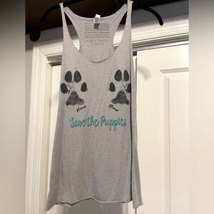 NWOT Women’s. Size small. Razorback tank. Gray with dog prints